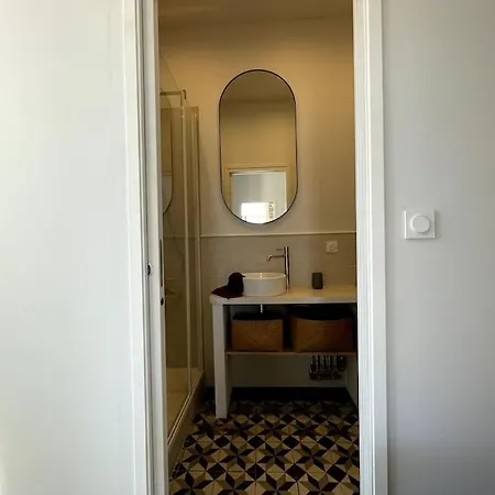 Cosy, Climatise Et A Deux Pas De La ! * Каркеран